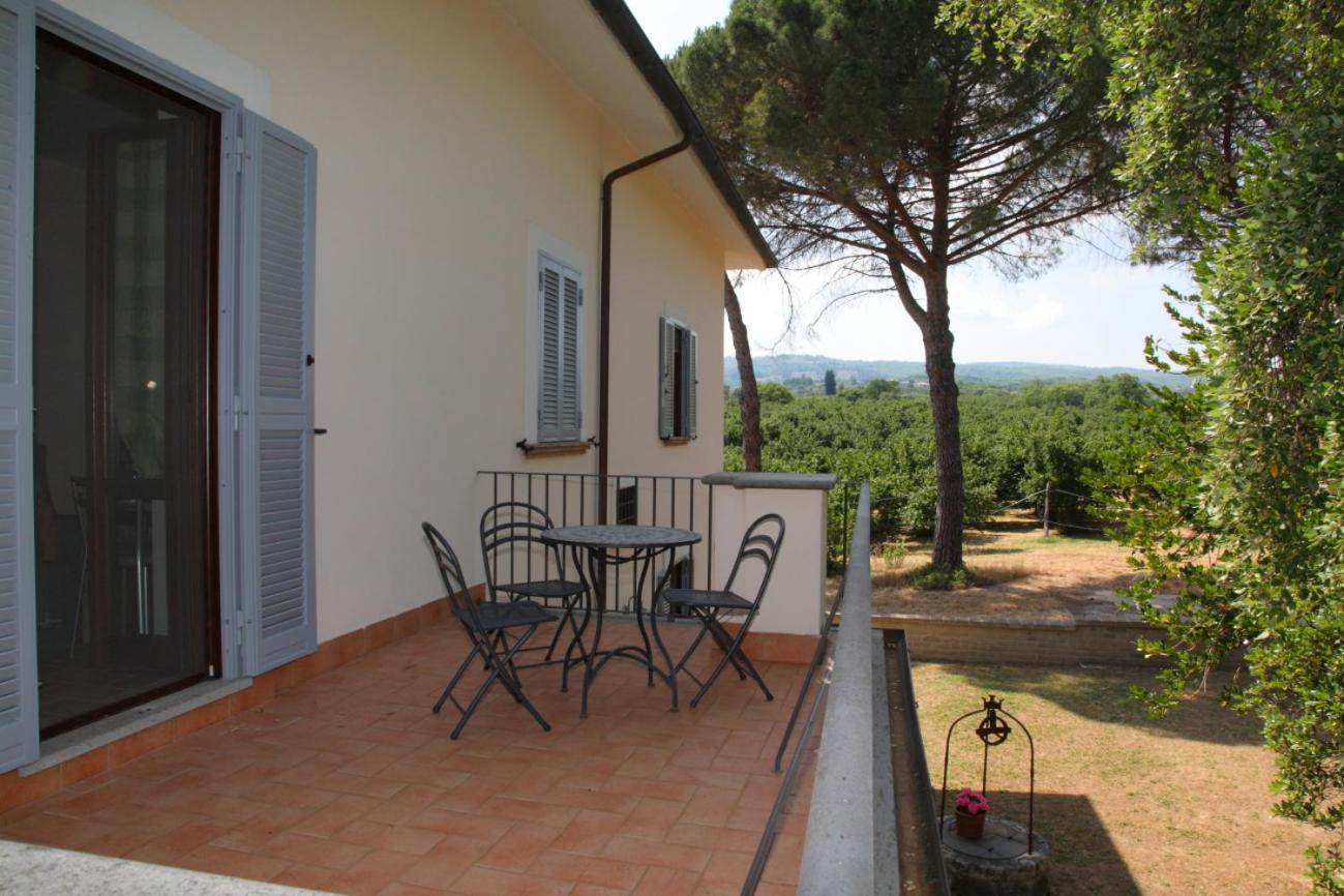 Agriturismo Casale Zuccari Caprarola Exterior foto